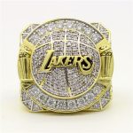 Los-Angeles-Lakers-2010-0